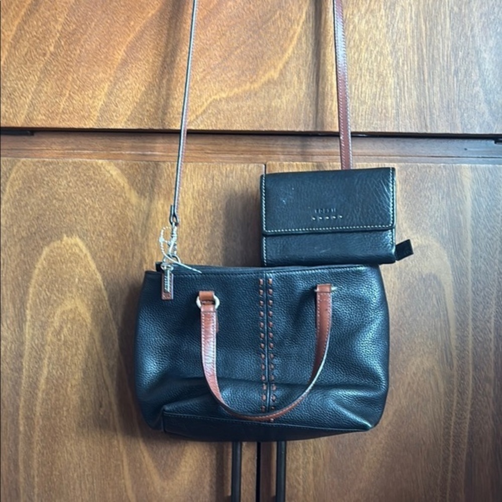 Fossil Black and Brown Crossbody Bag with matching wallet